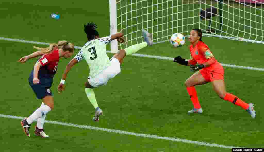 بازی نروژ و نیجریه