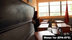 Гилмент провинциясындагы мектептердин бири. 2-апрель, 2018-жыл. Иллюстрациялык сүрөт. 