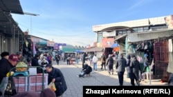 Бишкек. "Ош базары".