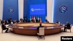 “C5+1” formatyndaky ministrler duşuşygy. 19-njy oktýabr, 2026 ý.