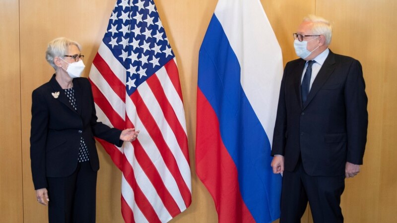 САД-Русија ги завршија „тешките“ осумчасовни разговори во Женева за Украина 