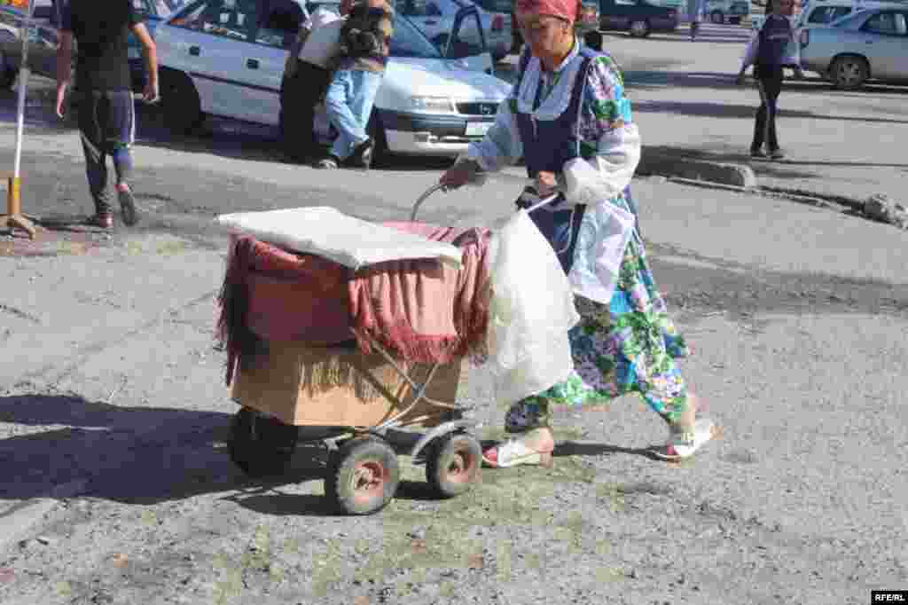 Дар орзуи арзонӣ #31