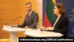 Lithuania Foreign Minister Gabrielius Landsbergis and Belarusian opposition leader Svyatlana Tsikhanouskaya in Vilnius on August 9.