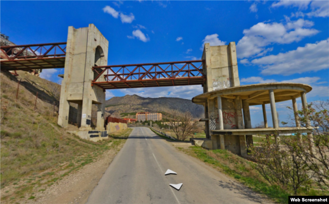 Мост в районе села Морское в аннексированном Крыму. Скриншот с сервиса "Яндекс.Карты"
