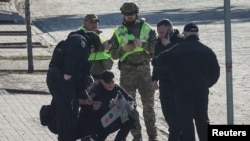 Киевге түшкөн дрон