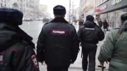 У Москві затримали учасників одиночних пікетів (відео)