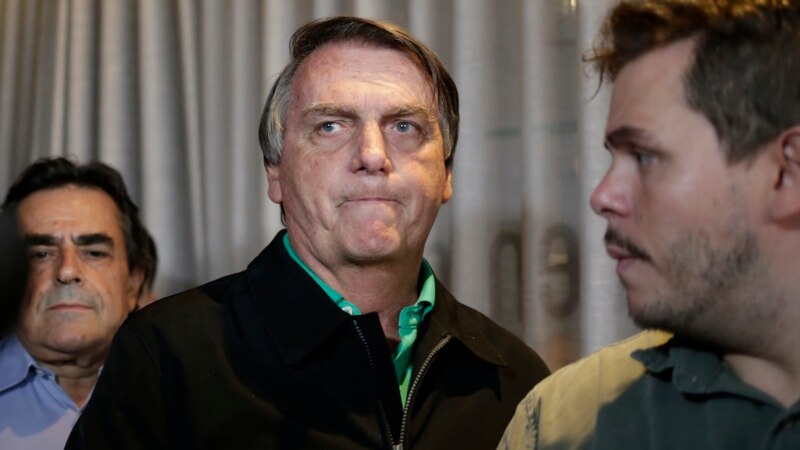 Policija optužuje Bolsonara zbog lažnih potvrda o vakcinaciji protiv COVID-a