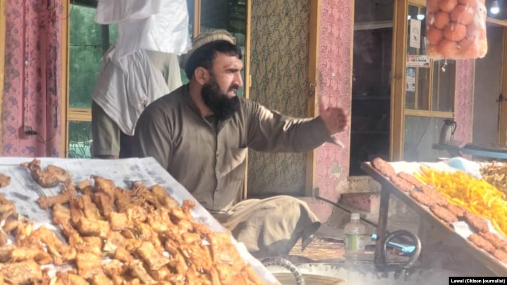 یکی از ماهی فروشی ها در شهر کابل(آرشیف)