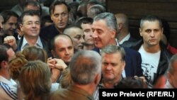 Milo Đukanović sa simpatizerima DPS-a, oktobar 2012