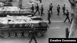 საბჭთოთა ჯარები თბილისის ქუჩებში. 1989 წ. აპრილი. 