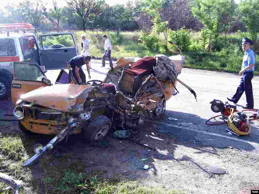 Симферопольском районе Крыма в результате ДТП два человека погибли, среди 20-ти пострадавших граждане России и Белоруссии 