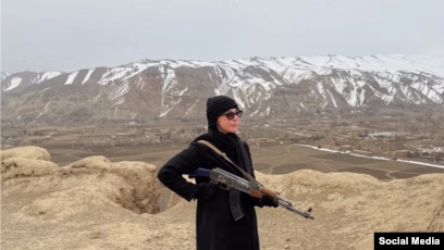 Haqiqiy porno Fergie katta nipelli kokraklar erotik