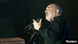 حسین سلامی هنگام سخنرانی درباره قاسم سلیمانی در مصلای تهران 