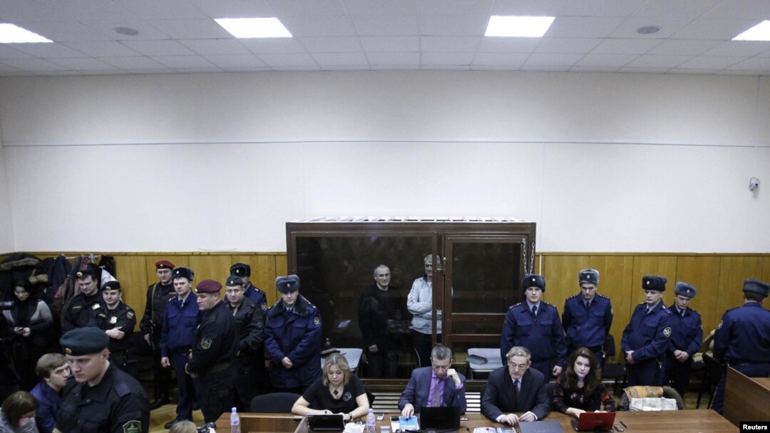 Михаил Ходорковский и Платон Лебедев в Хамовническом суде, 30 декабря 2010