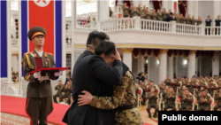 Церемония награждения военных КНДР. Фото ЦТАК