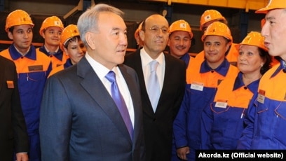 Сатқындыққа тыңшылық жасады