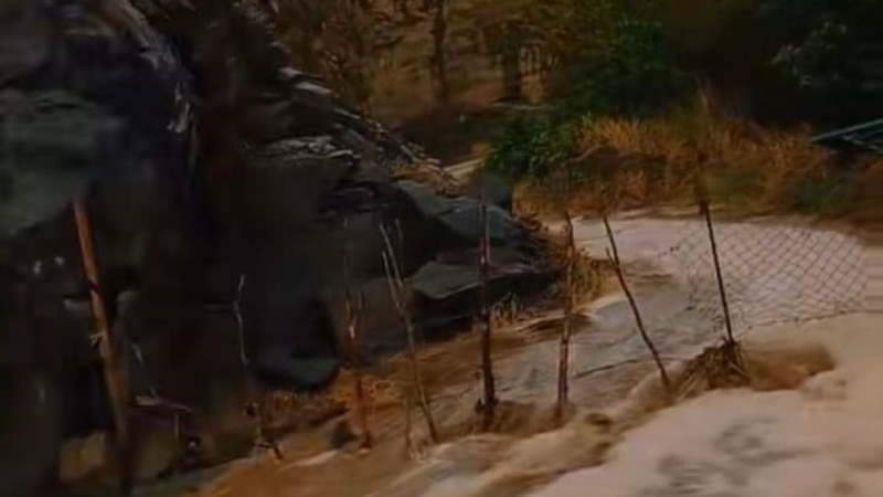 Diňle: Tagtabazar we Änew sil suwlaryndan ejir çekýär: Jaýlara, köçelere, ownuk mallara we ekerançylyga zeper ýetdi