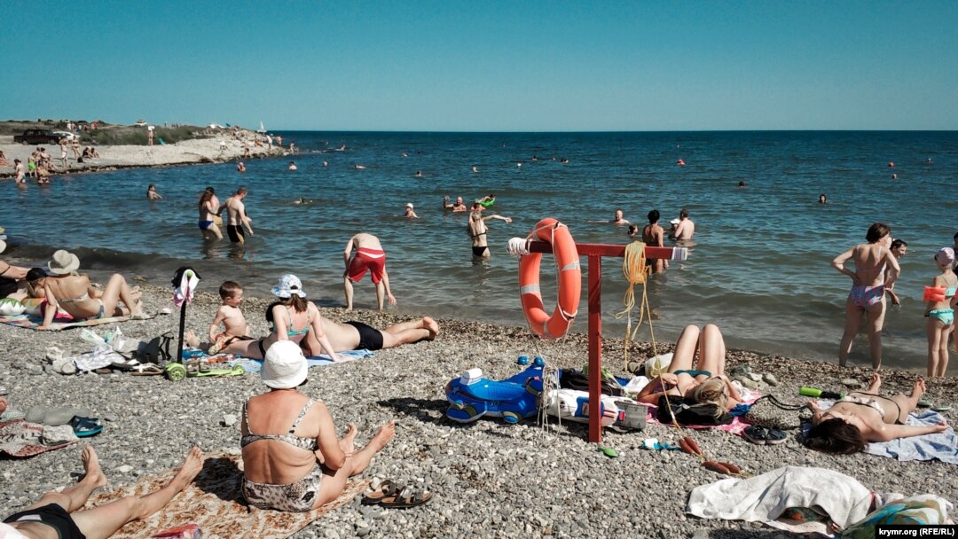 Солдатский пляж в Севастополе, июнь 2019 года
