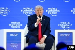 Presidenti amerikan, Donald Trump, duke iu përgjigjur pyetjeve në Forumin Ekonomik Botëror në Davos.