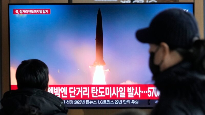 Түндүк Корея Жапон деңизин көздөй ракета учурду