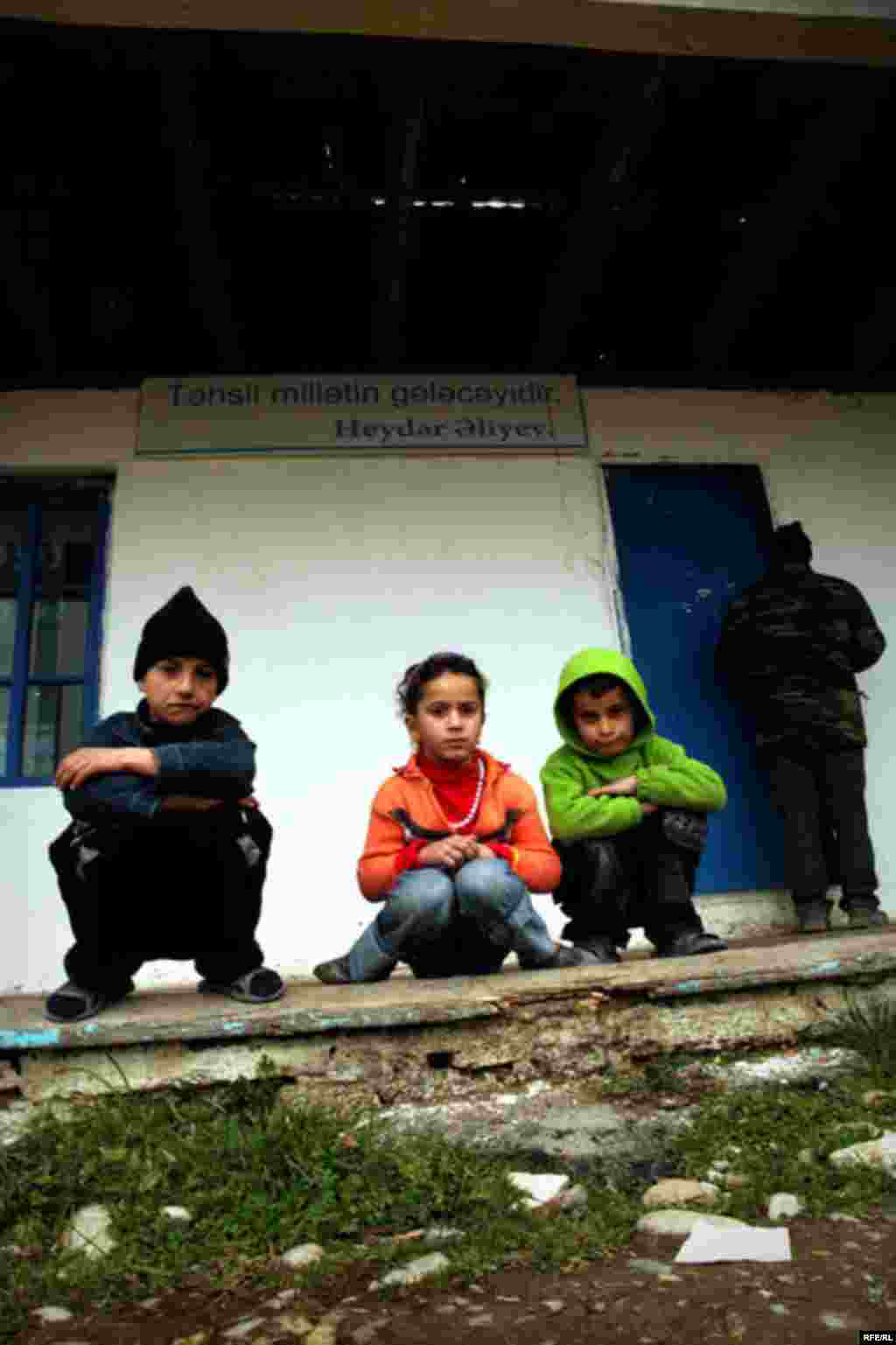 Ağsunun Qaravəlli kəndi #9