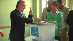 Presidential Candidate Abdullah Abdullah Casts Ballot In Runoff Vote