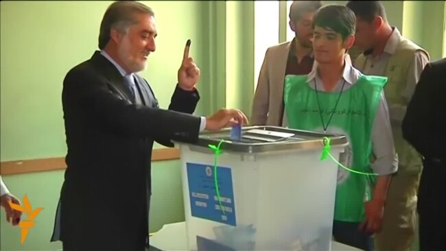 Presidential Candidate Abdullah Abdullah Casts Ballot In Runoff Vote