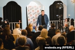 Сустрэча ў Вільні зь Віктарам Бабарыкам