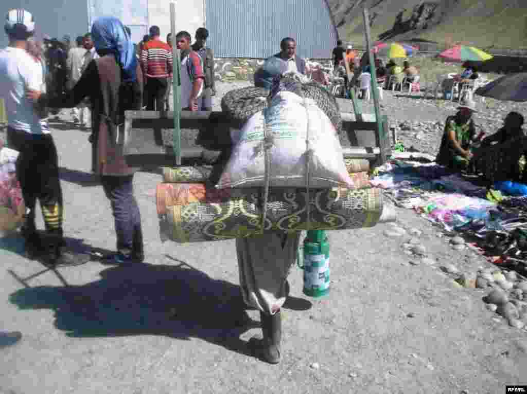 Бозори марзии Ишкошим #18