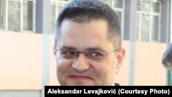 Лидерот на српската опозициска Народна партија, Вук Јеремиќ
