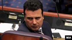 Зоран Заев во Собрание на седница за пратенички прашања