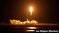 Anija kozmike, Falcon 9 duke u nisur në Hapësirë. Fotografi nga arkivi.