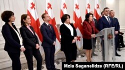 სალომე ზურაბიშვილმა ექვსკაციანი მრჩეველთა გუნდი წარუდგინა საზოგადოებას.