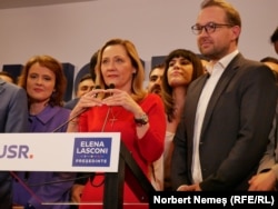 Fosta jurnalistă Elena Lasconi, candidata Uniunii Salvați România (USR), s-a situat pe primul loc, cu peste 56%, în preferințele alegătorilor români din R. Moldova, în primul tur al alegerilor prezidențiale din România.