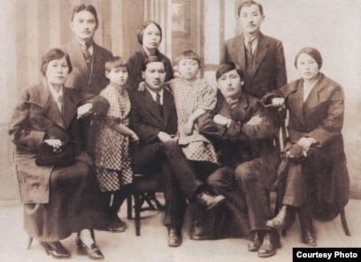 Мәнерлеп сырғанау порно