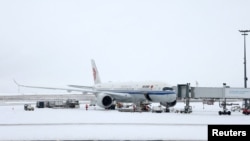 Zeci de zboruri au fost anulate sau amânate la Aeroportul Charles de Gaulle din Paris.