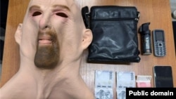 Шектүүнүн жанынан табылган буюмдар. Талас ОИИБ тараткан сүрөт. 14-март, 2026-жыл.