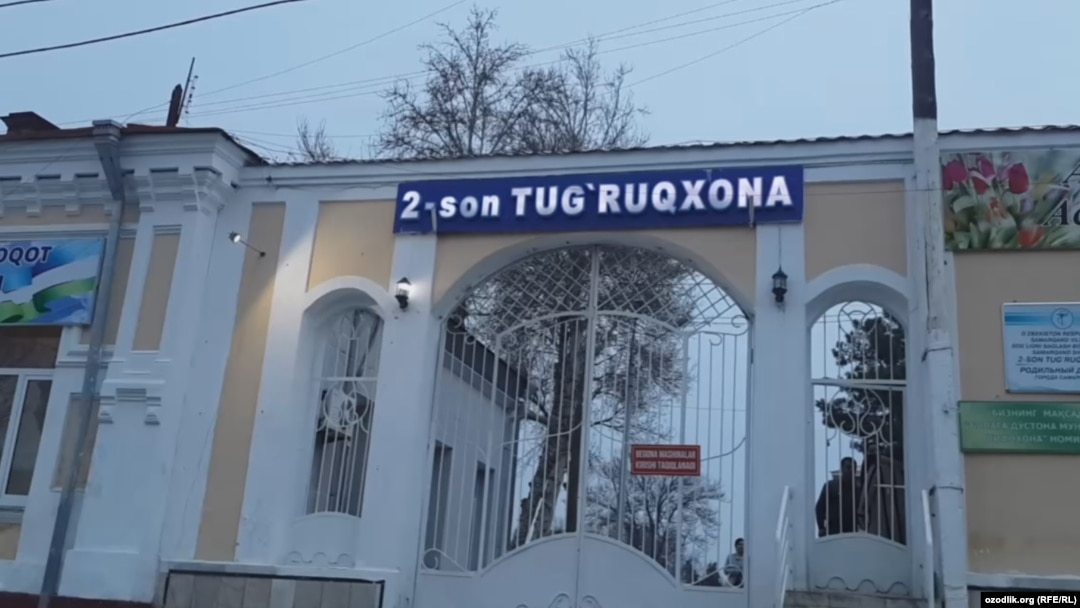 Yalangoch ayollarning gozal dumbalari Shaxsiy chatda yalangoch