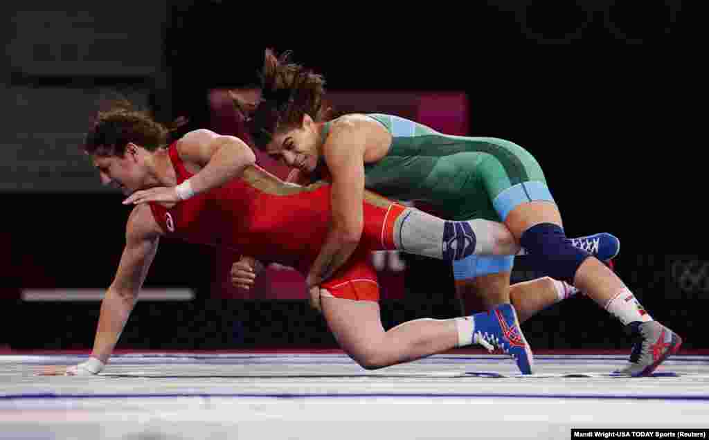 Aug 4, 2021; Chiba, Japan; Taybe Mustafa Yusein (BUL) defeats Liubov Ovcharova (ROC) in the women&#39;s freestyle 62kg bronze medal match during the Tokyo 2020 Olympic Summer Games at Makuhari Messe Hall A.