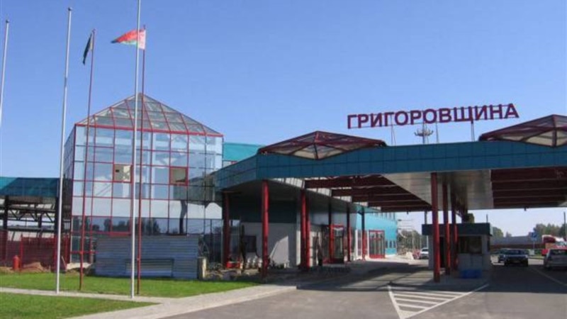 Delfi: Латвия намерена запретить автобусные рейсы в Россию и Беларусь