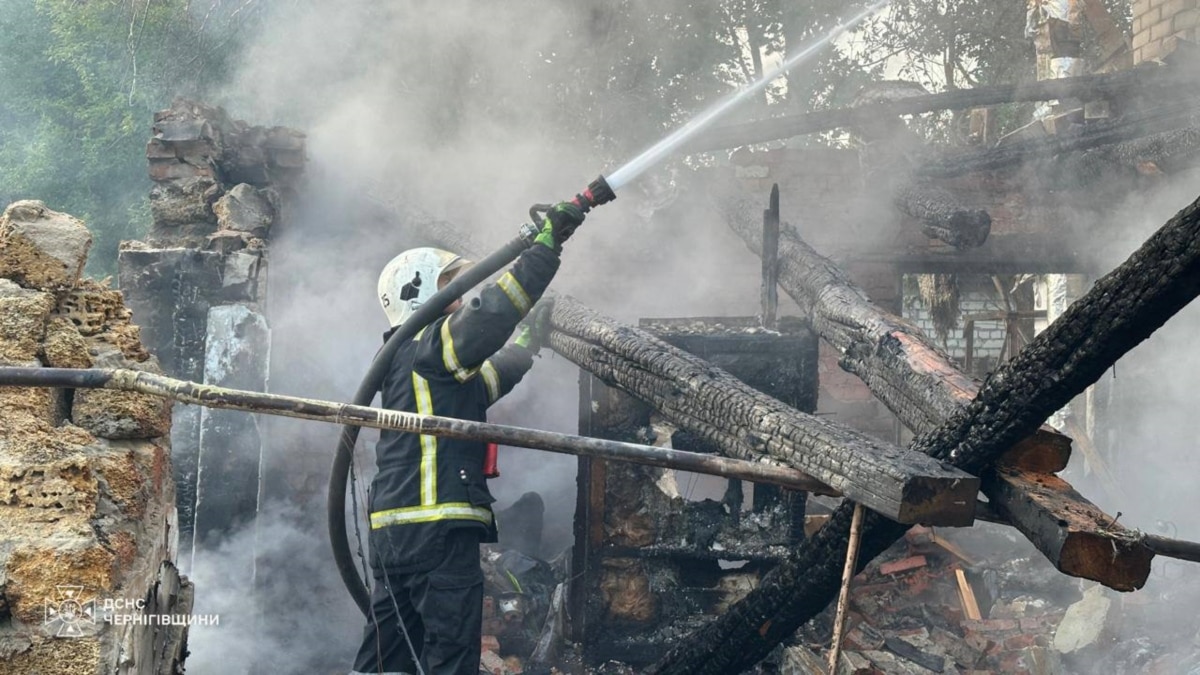 Local authorities report damage to civilian infrastructure facilities in the Zhytomyr community, while people were injured in Vinnytsia region. Illustrative photo.