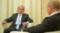 Виктор Медведчук и президентът на Русия Владимир Путин на 6 октомври 2020 г.