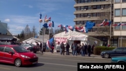 Šator pred Ministarstvom branitelja