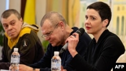 Марыя Калесьнікава на прэсавай канфэрэнцыі ва Ўкраіне, 14 сьнежня 2025 году 