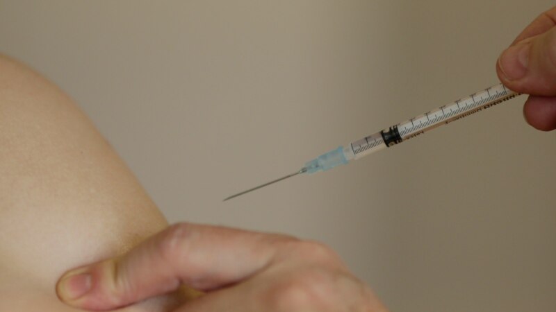 Zeeb: Vakcine su spas, ali se nećemo vratiti u normalu kao prije