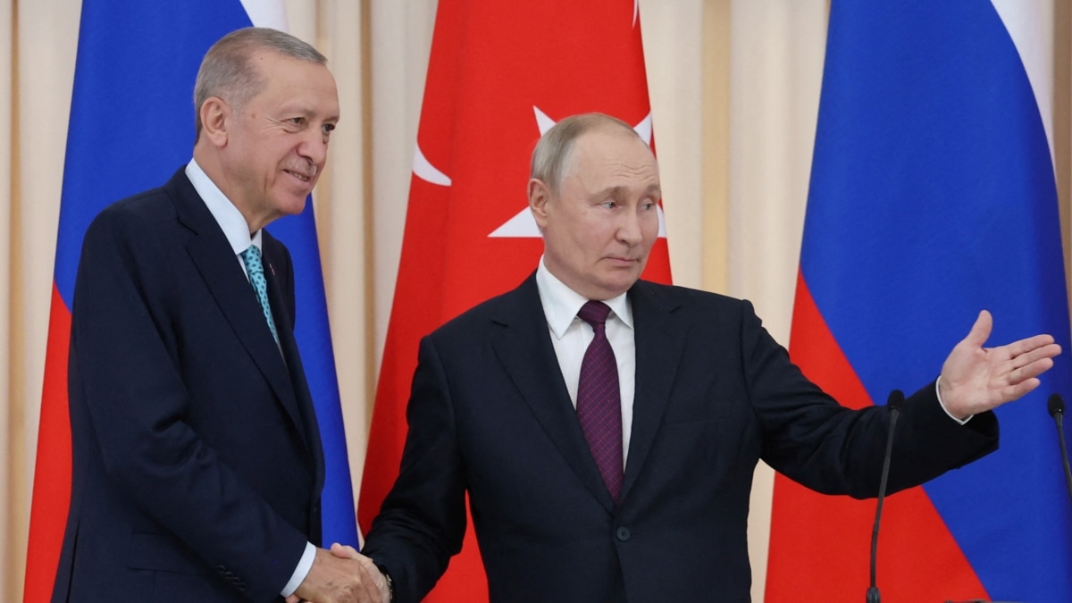 Putin may visit Turkey by the end of this month, says Turkish periodicals