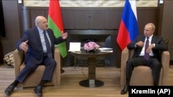 Belarusyň prezidenti Alyaksandr Lukaşenka we Orsýetiň prezidenti Wladimir Putin Gara deňziň Soçi şäherinde, 2020-nji ýylyň 14-nji sentýabry