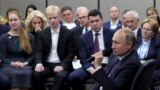 Владимир Путин обсуждает проблемы медицины