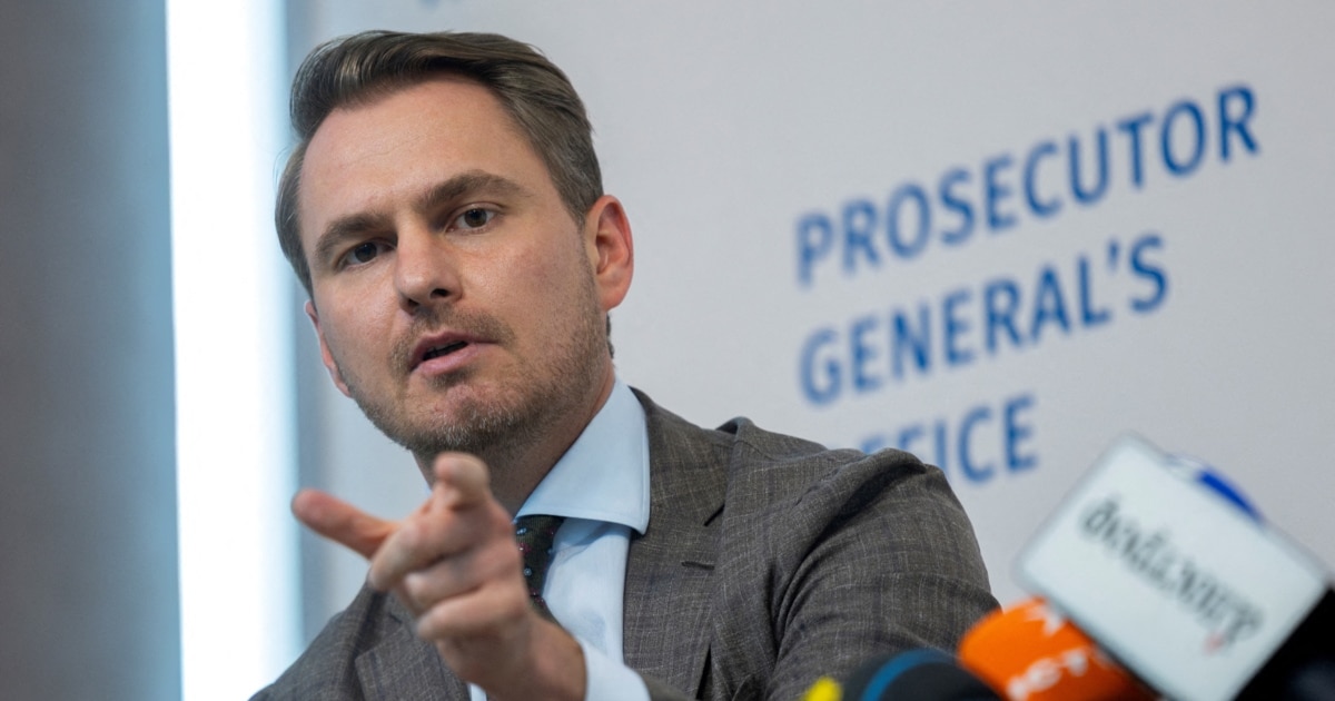 Україна без генпрокурора. Усе що відомо на цей час про відставку Кравченка і його виїзд за кордон