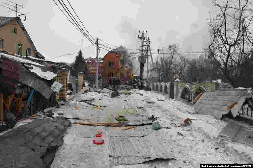 Вигляд на вулицю у Софіївській Борщагівці, яка зазнала атаки